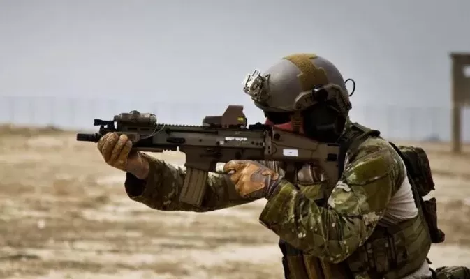 《反恐精英OL》SCAR、XM8、M4A1攻略：枪械使用技巧详解